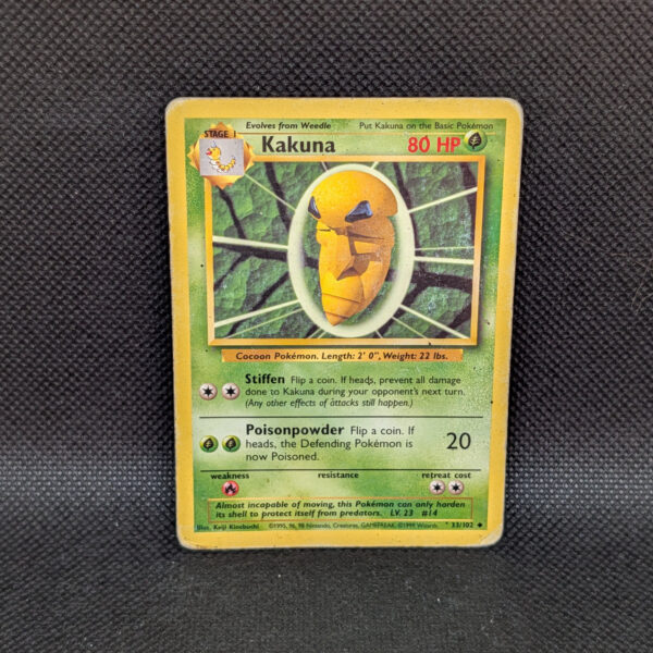 Pokémon Kakuna Base Set 33/102 Uncommon · Lightly Played · Unlimited