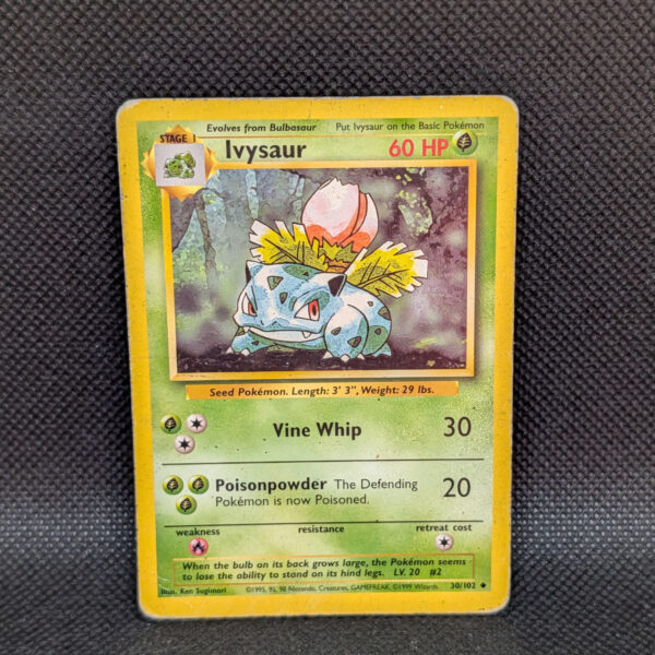 Pokémon Ivysaur Base Set 30/102 Uncommon Unlimited · Heavily Played