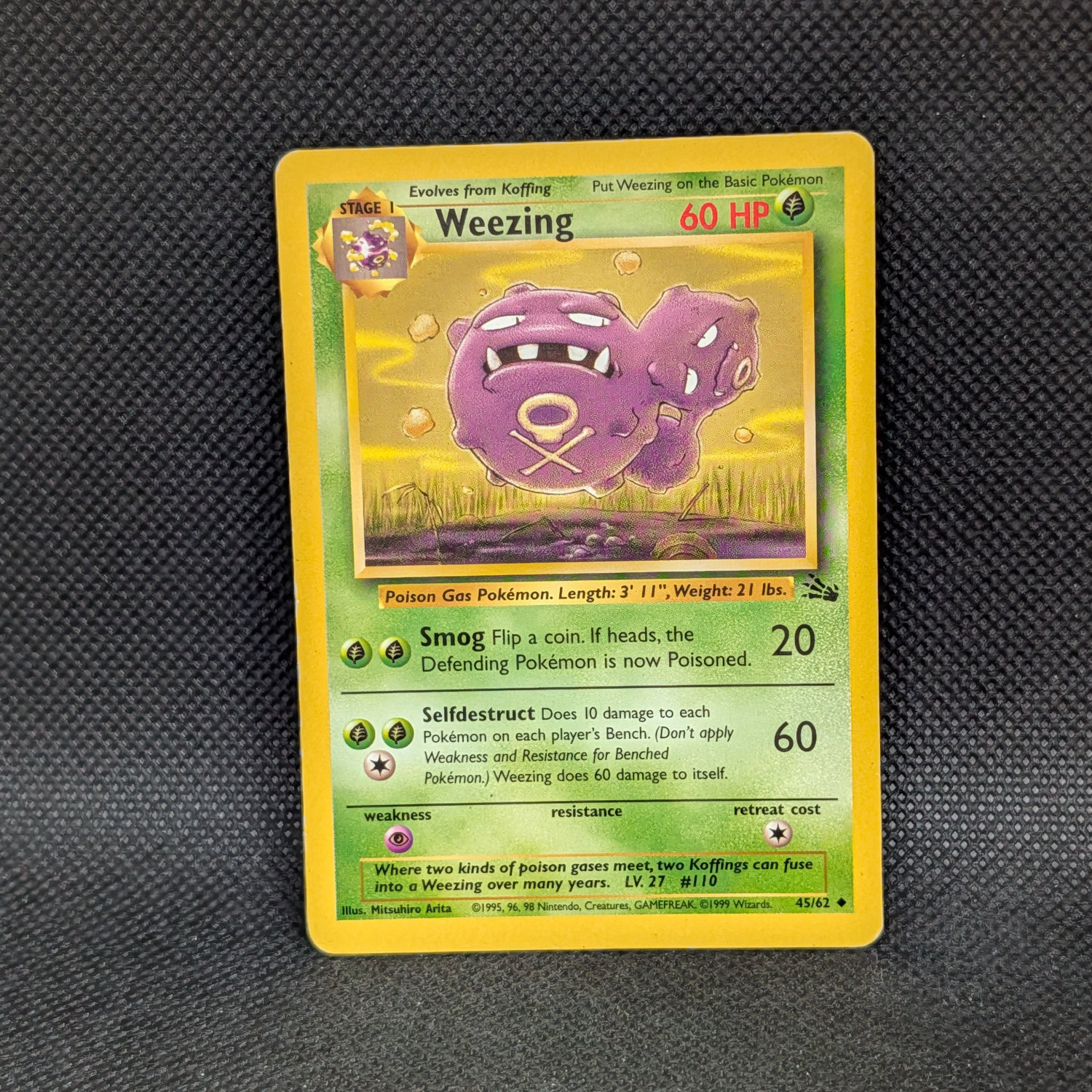 Pokémon Weezing Fossil 45/62 Common Unlimited · Lightly Played